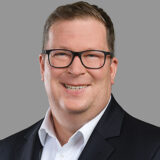 https://grass-dev.10dxgroup.com/wp-content/uploads/2024/03/boeggering_lautenschlager_007b_hoch_web-160x160.jpg